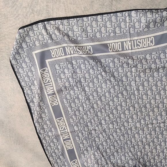 Christian Dior Grey Oblique Monogram Silk Scarf - Picture 4 of 5